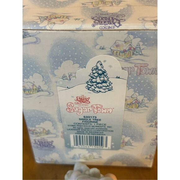 Precious Moments Sugar Town Single Tree Figurine Enesco 533173 1994 (8434) - Picture 7 of 7